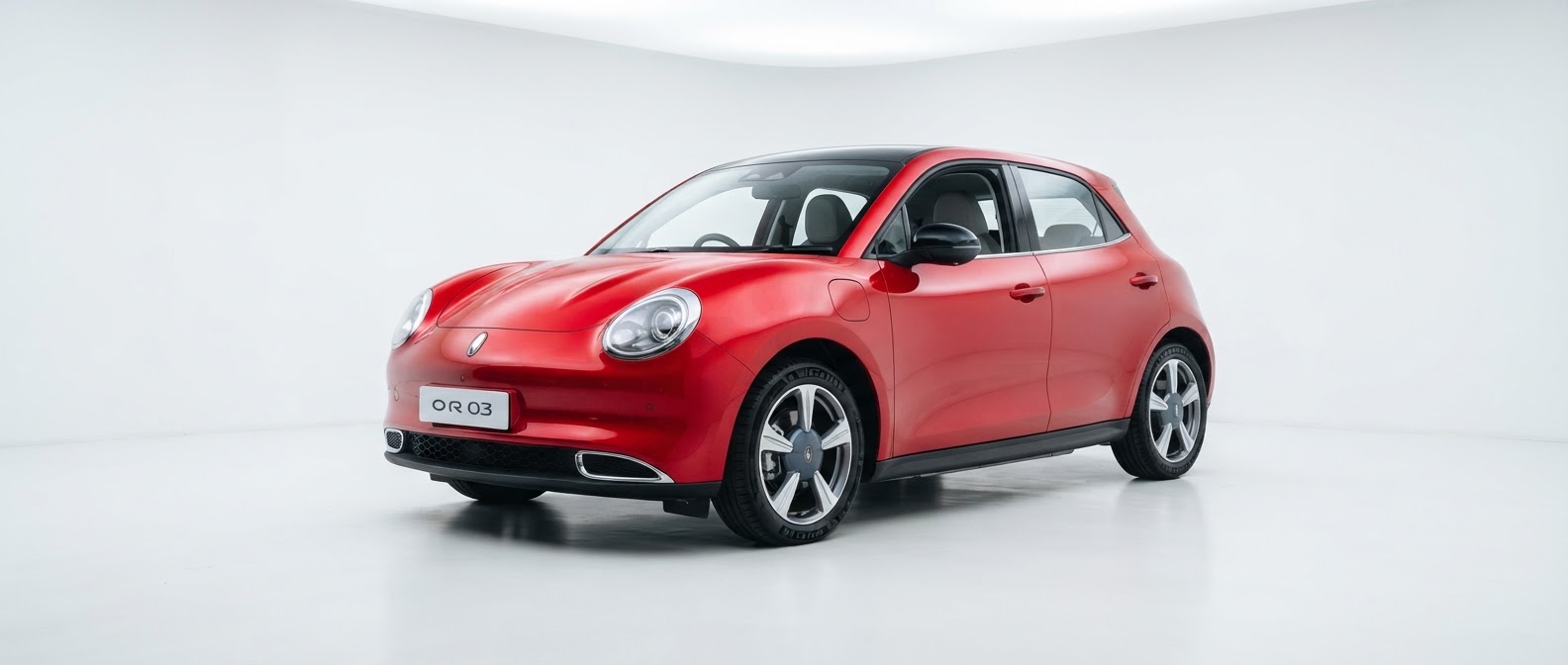 BYD Dolphin Mini GL na cor vermelha